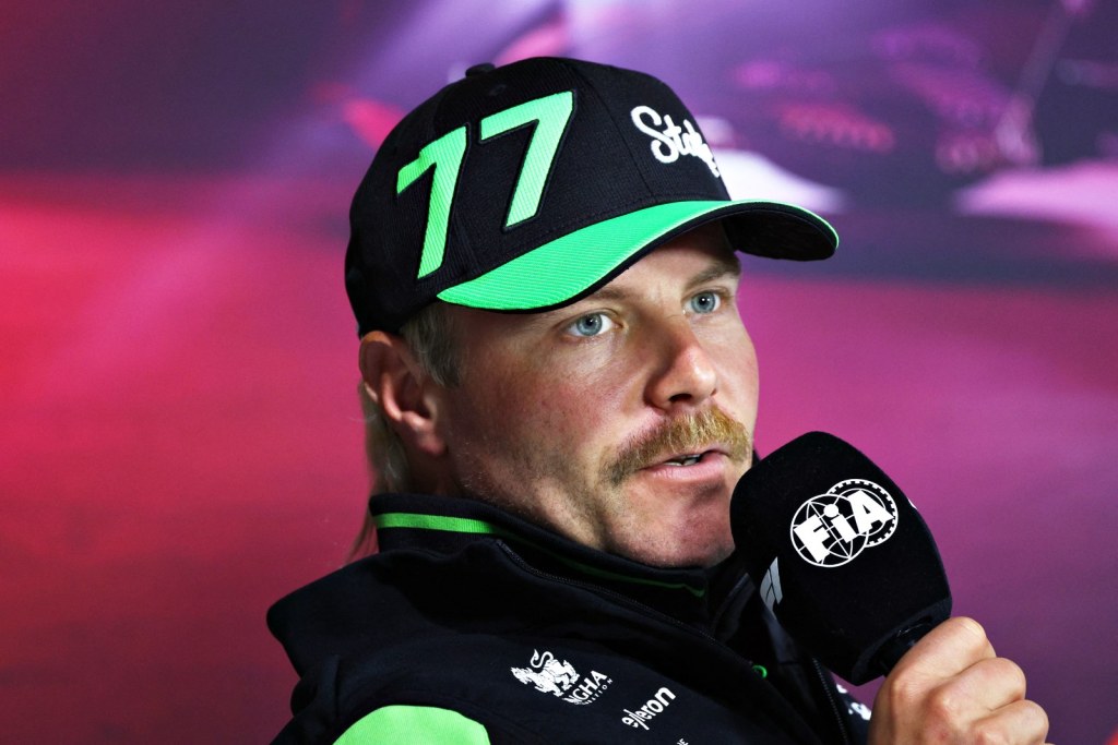 Bottas sigue en el radar e inicia conversaciones con Cadillac para volver a la F1 en 2026