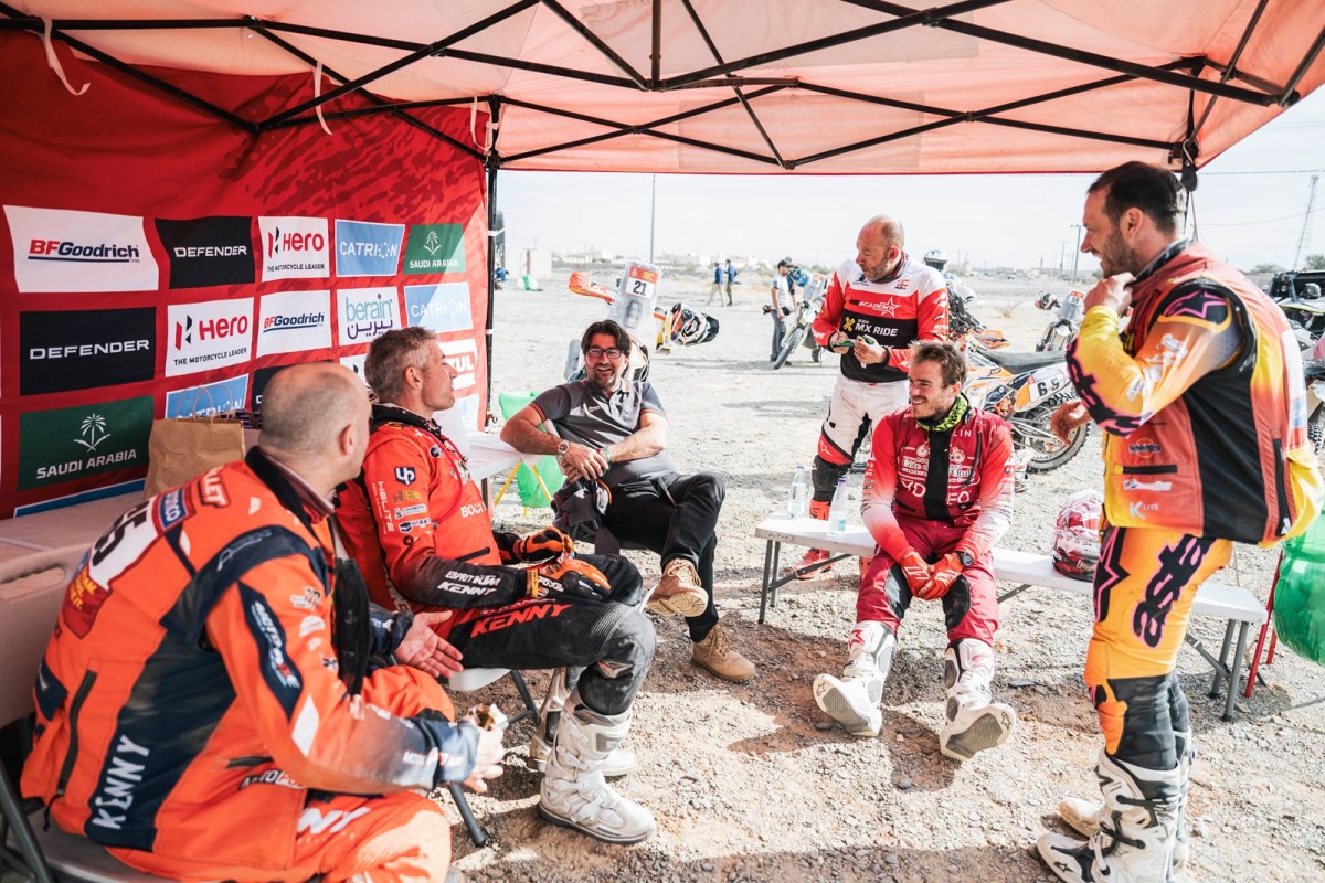 Diretor do Dakar vai pessoalmente à especial orientar pilotos após erro em planilha