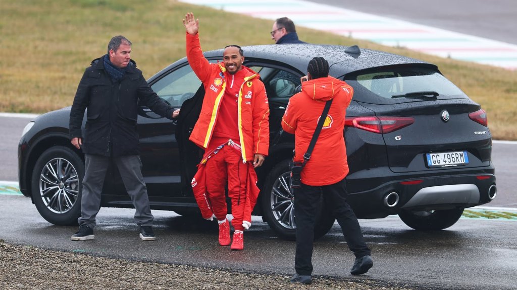 Vicepresidente ve «situación diferente» para Hamilton en Ferrari respecto a Schumacher