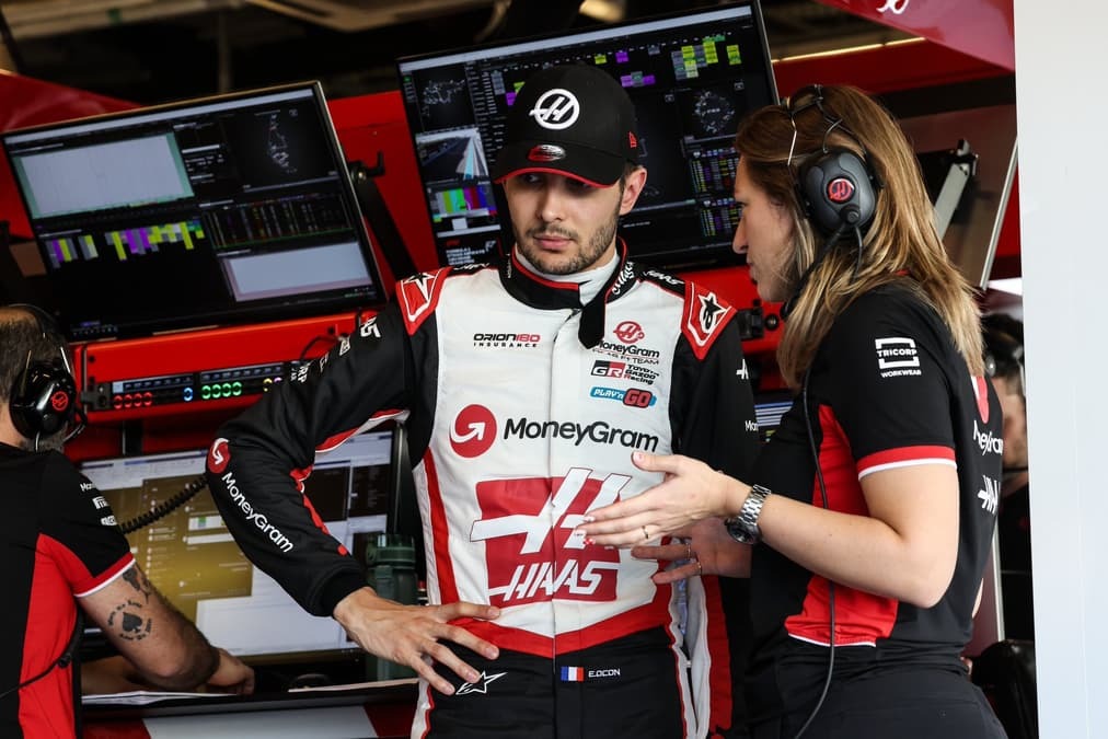 Jefe de Haas destaca “determinación” en ingeniera de carrera de Ocon
