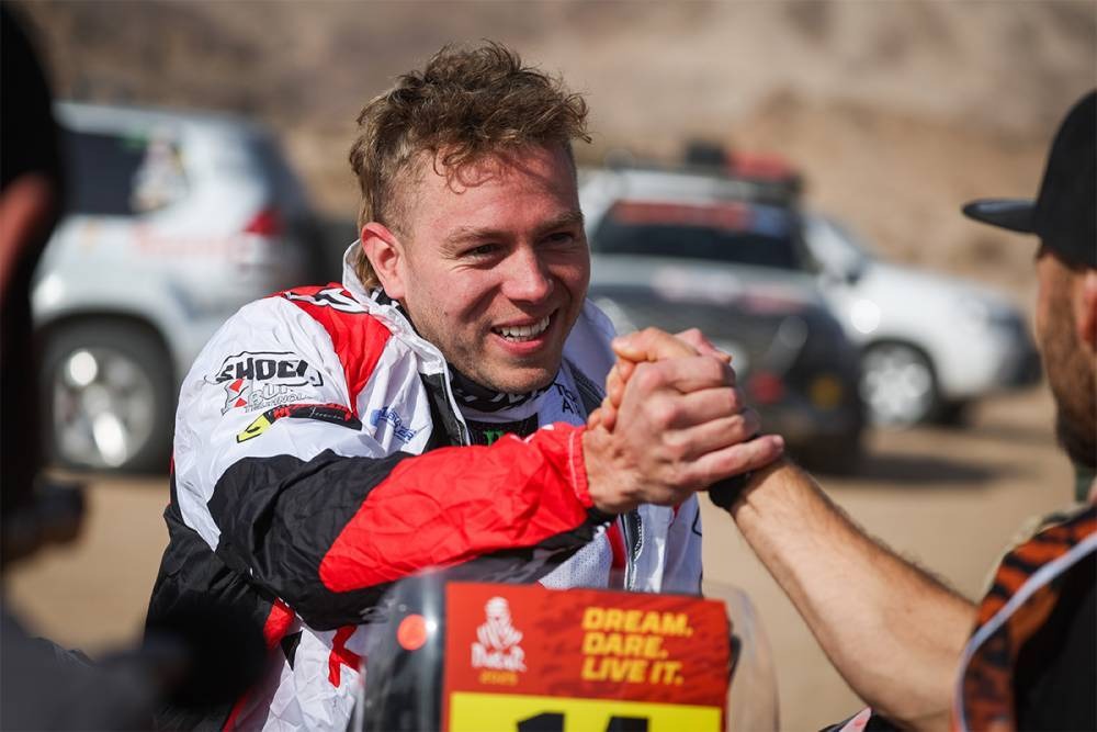 Bühler lesiona ombro na 1ª especial e abandona edição 2025 do Rali Dakar nas motos