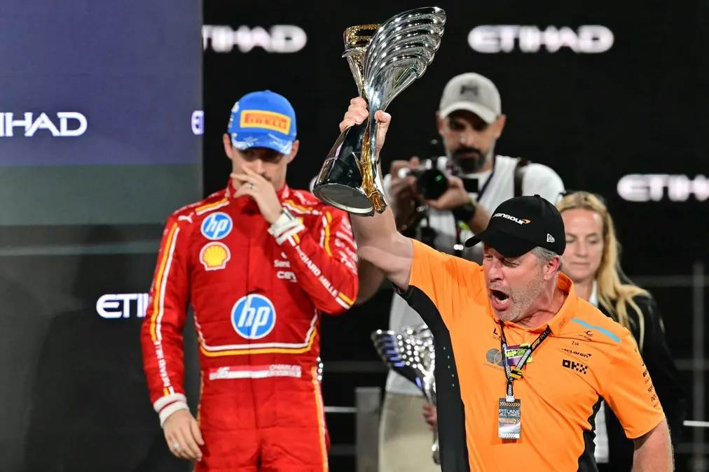 CEO de McLaren admite que hubiera sido “vergonzoso” perder contra Ferrari en 2024