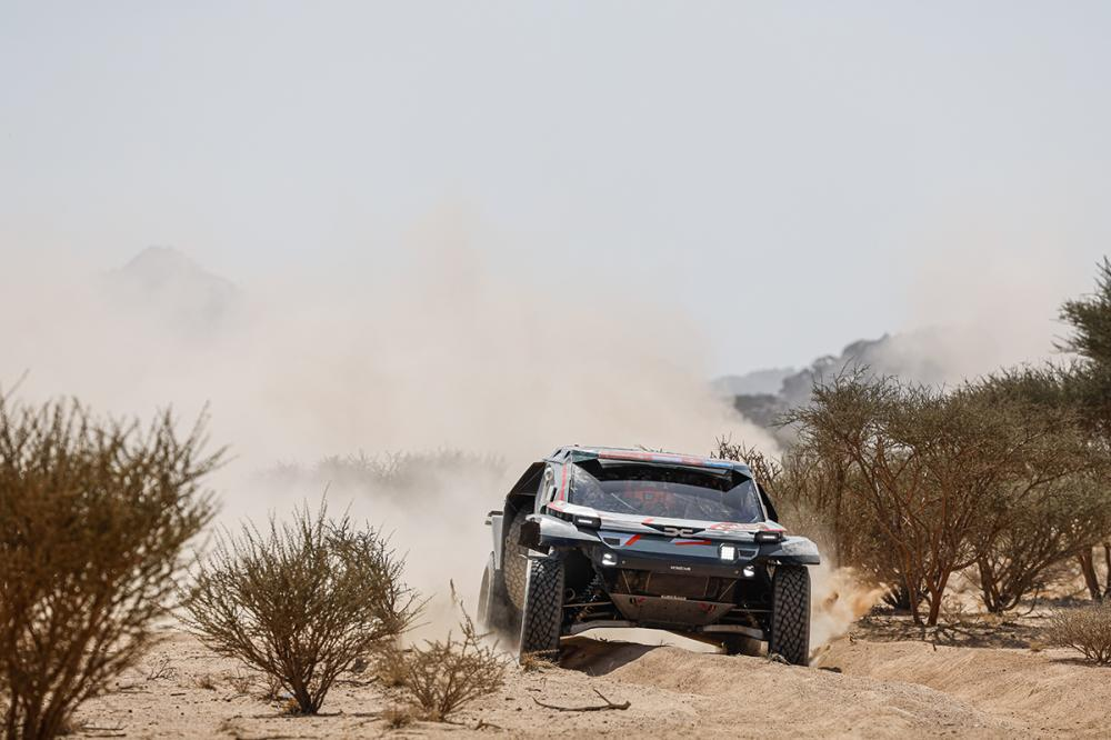 Al-Attiyah aponta desafios de rota “mais exigente” do Dakar 2025: “Rali ao contrário”