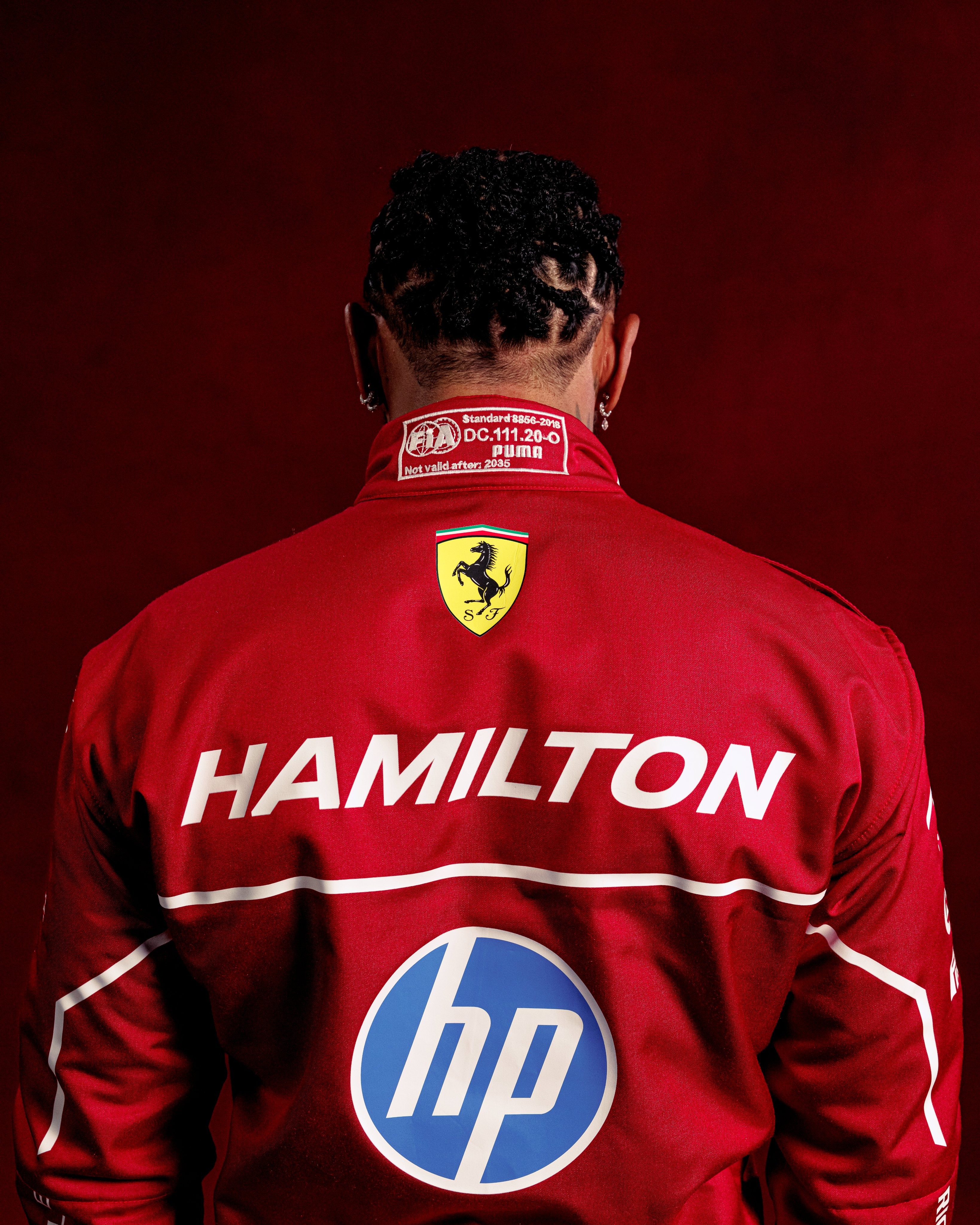 Hamilton diz que ajuste à Ferrari é “trabalho que não podia ser maior” e mira “perfeição”