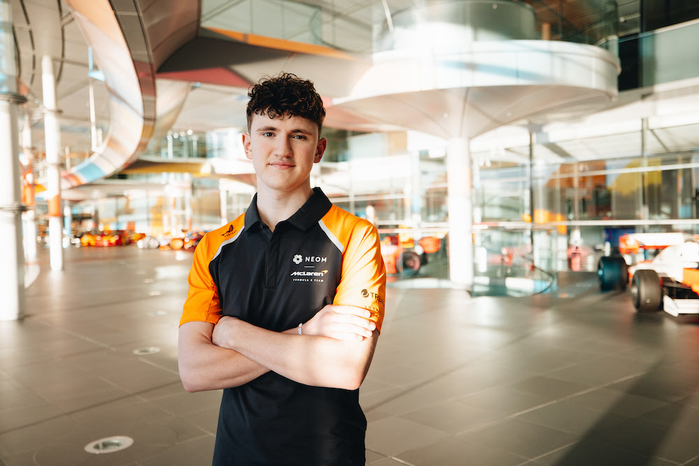 Dunne substitui Norris e estreia pela McLaren no TL1 do GP da Áustria