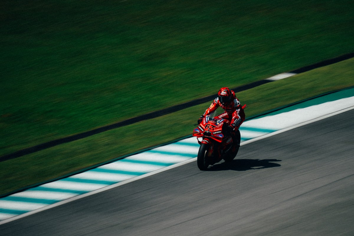 Ducati assume surpresa com relação “além da pista” de Bagnaia e Marc Márquez