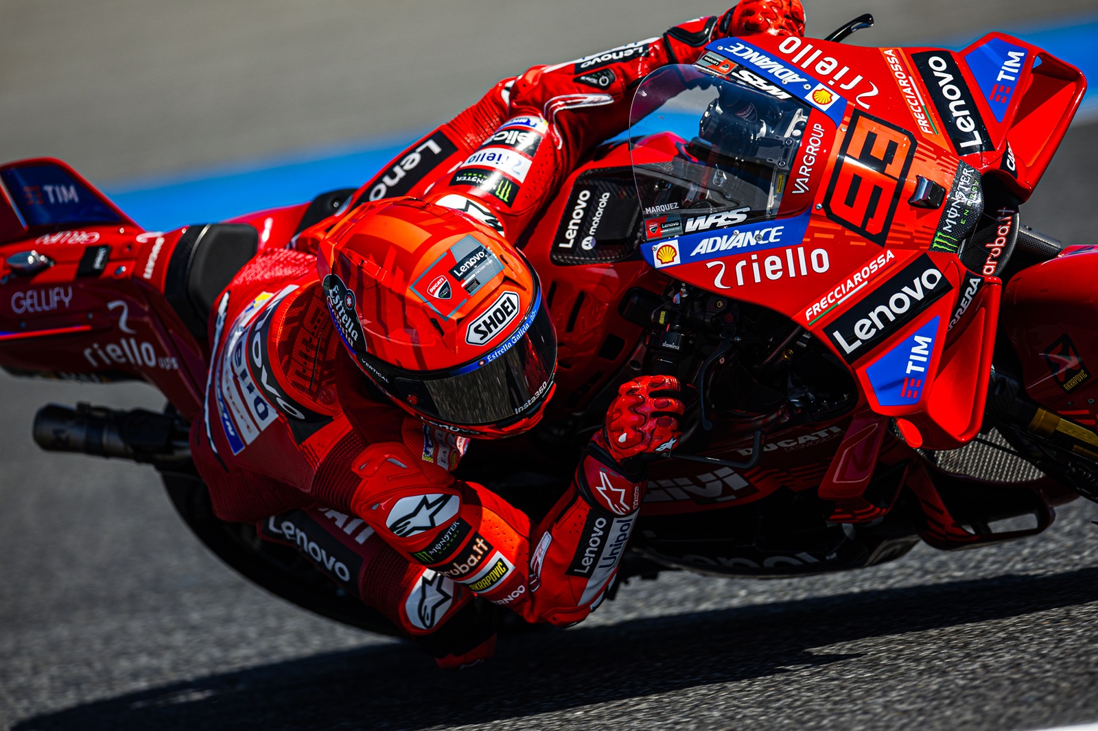 Marc Márquez vê “pontos muito fracos” no novo motor Ducati: “Mais altos e baixos”