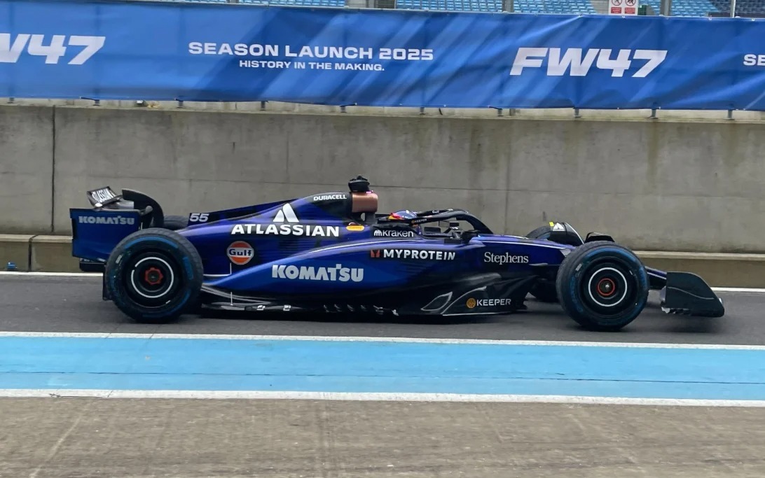 Pintura promocional e shakedown: como foi lançamento do Williams FW47 em Silverstone