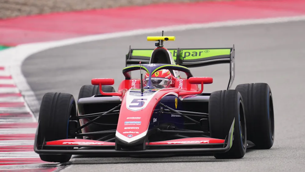 Câmara sobra na chuva na Austrália e lidera F3: confira classificação da temporada 2025