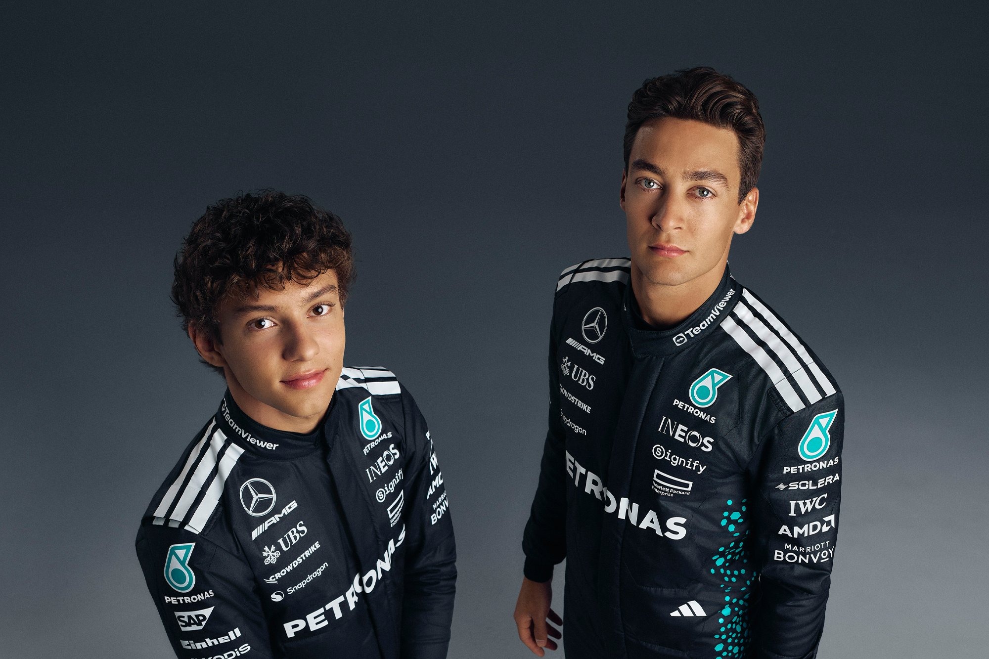 Russell dice que Antonelli tiene velocidad y garantiza: «Me mantendrá alerta»
