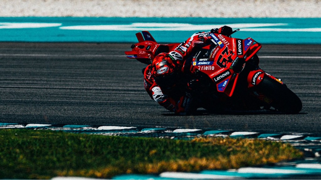 Bagnaia se sorprende de comentarios similares con Marc Márquez: «Es la 1ª vez en mi carrera»