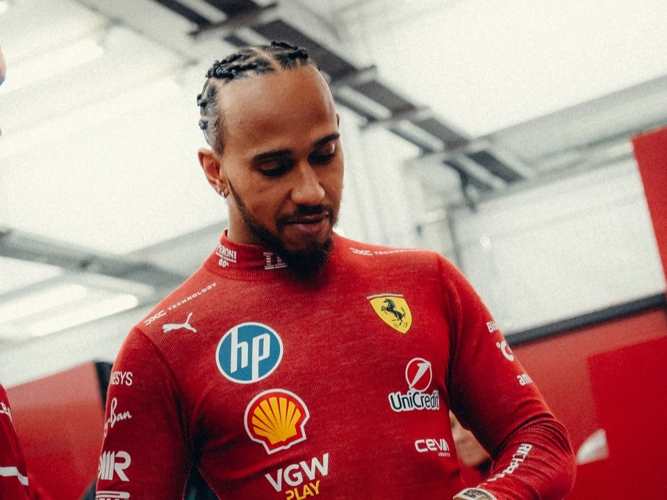 Hamilton habla de «días increíbles» de pruebas en Bahréin y celebra progreso de Ferrari