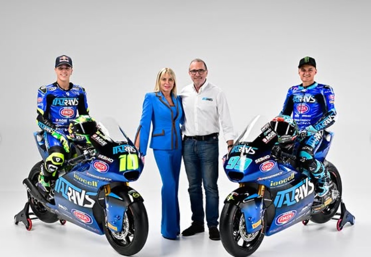 Italtrans mantém azul e preto em nova moto de Moreira para temporada 2025 da Moto2