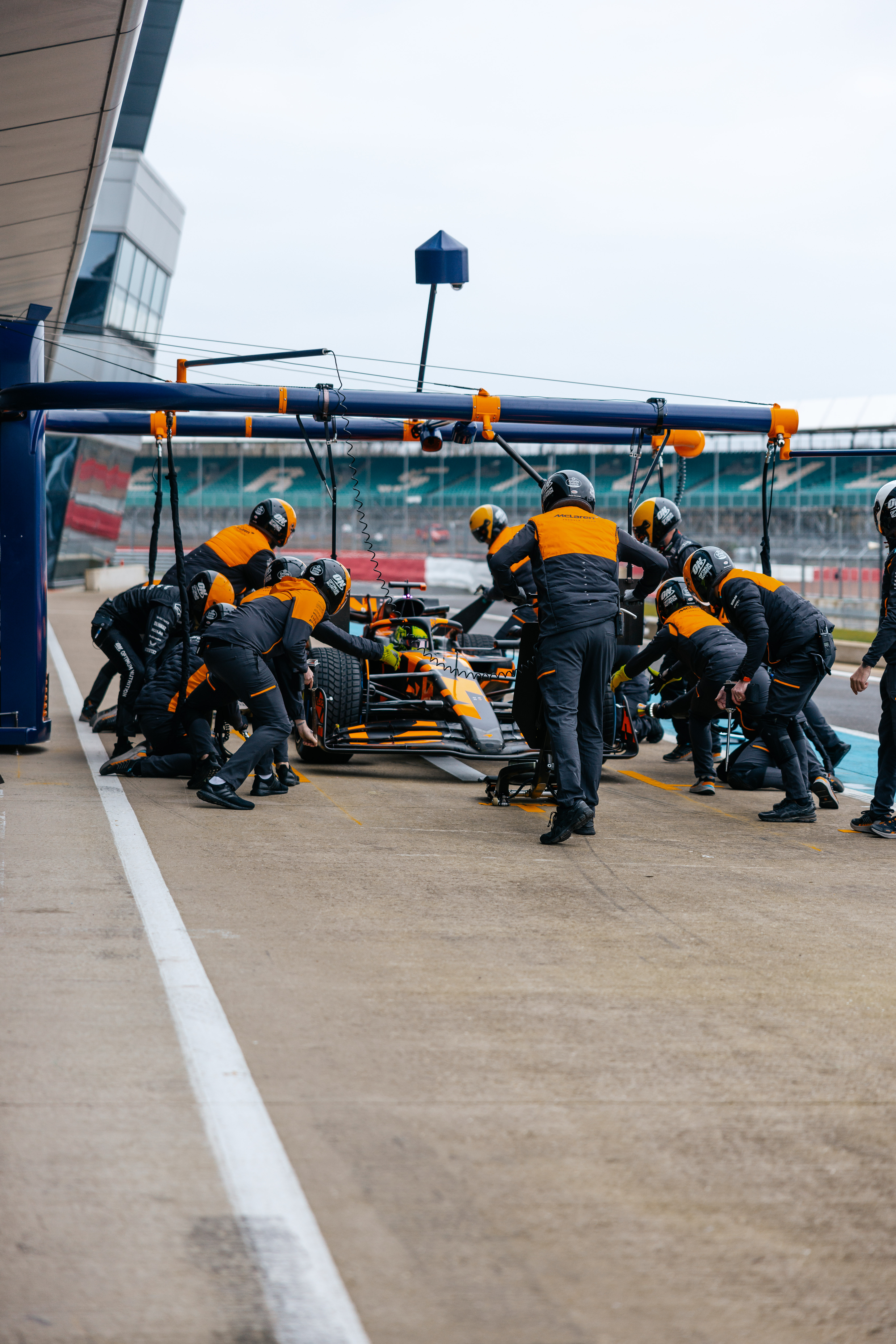MCL39, defesa do título e Norris renovado: 5 desafios da McLaren na Fórmula 1 2025
