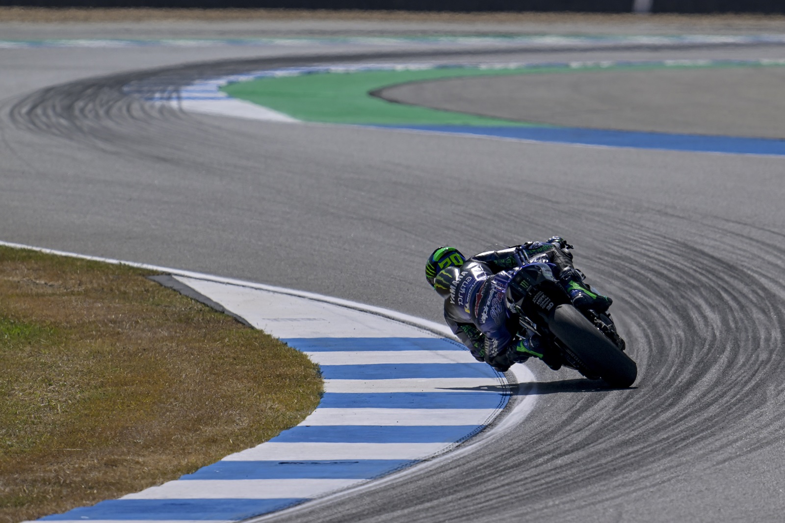 Yamaha evita “grande expectativas”, mas confia em lutar por bons resultados em 2025