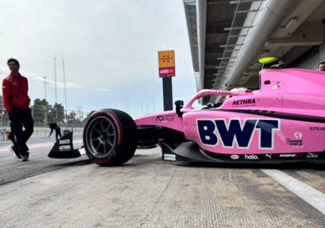 Minì coloca Prema na liderança em 2º dia dos testes coletivos da F2 no Bahrein