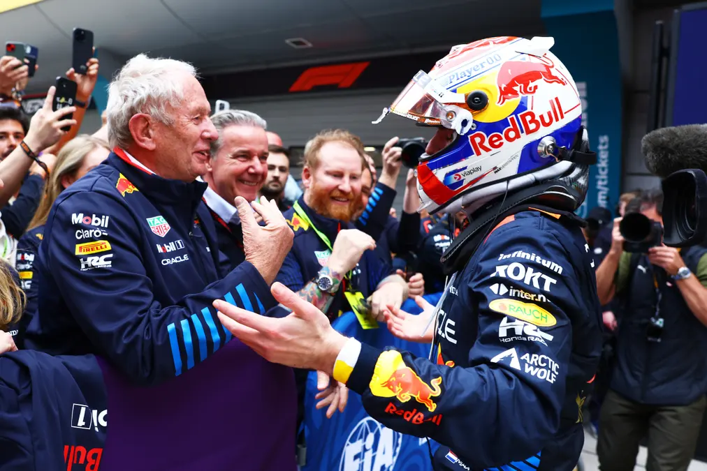 Marko justifica el retraso de su retiro de Red Bull: “Por Verstappen y Mateschitz”
