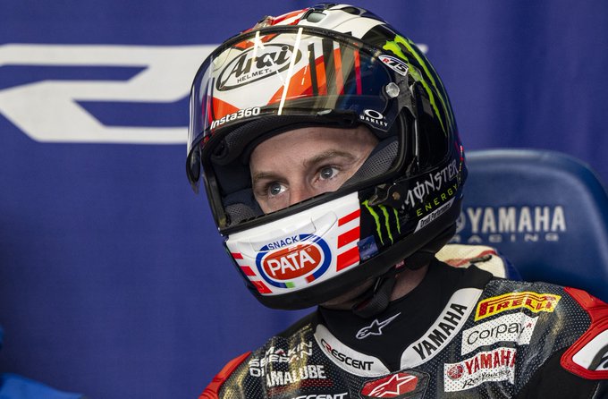 Rea sofre múltiplas fraturas no pé em queda em teste e está fora da abertura do WSBK
