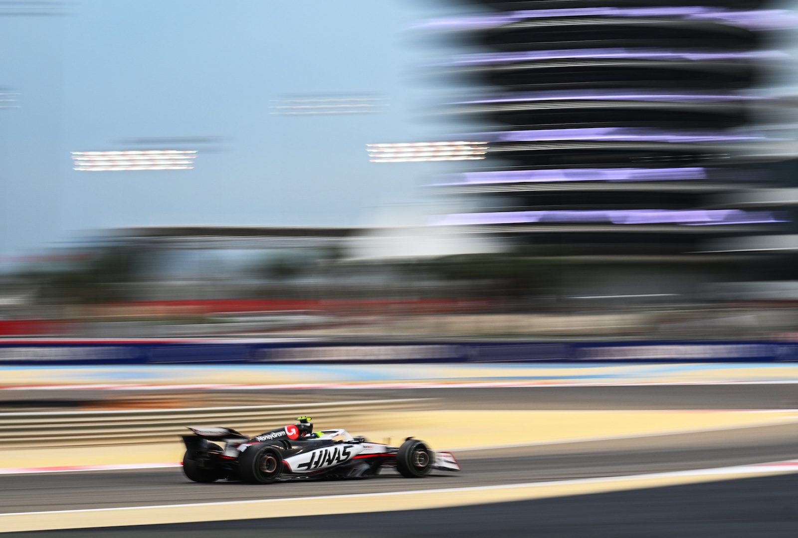 GUIA 2025: Haas cola na Ferrari e busca manter boa forma mesmo sem Hülkenberg