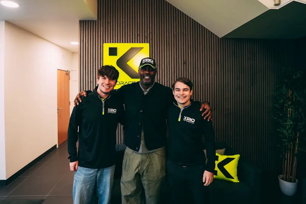 Cupra Kiro anuncia el ingreso de un grupo inversor, que incluye al actor Idris Elba