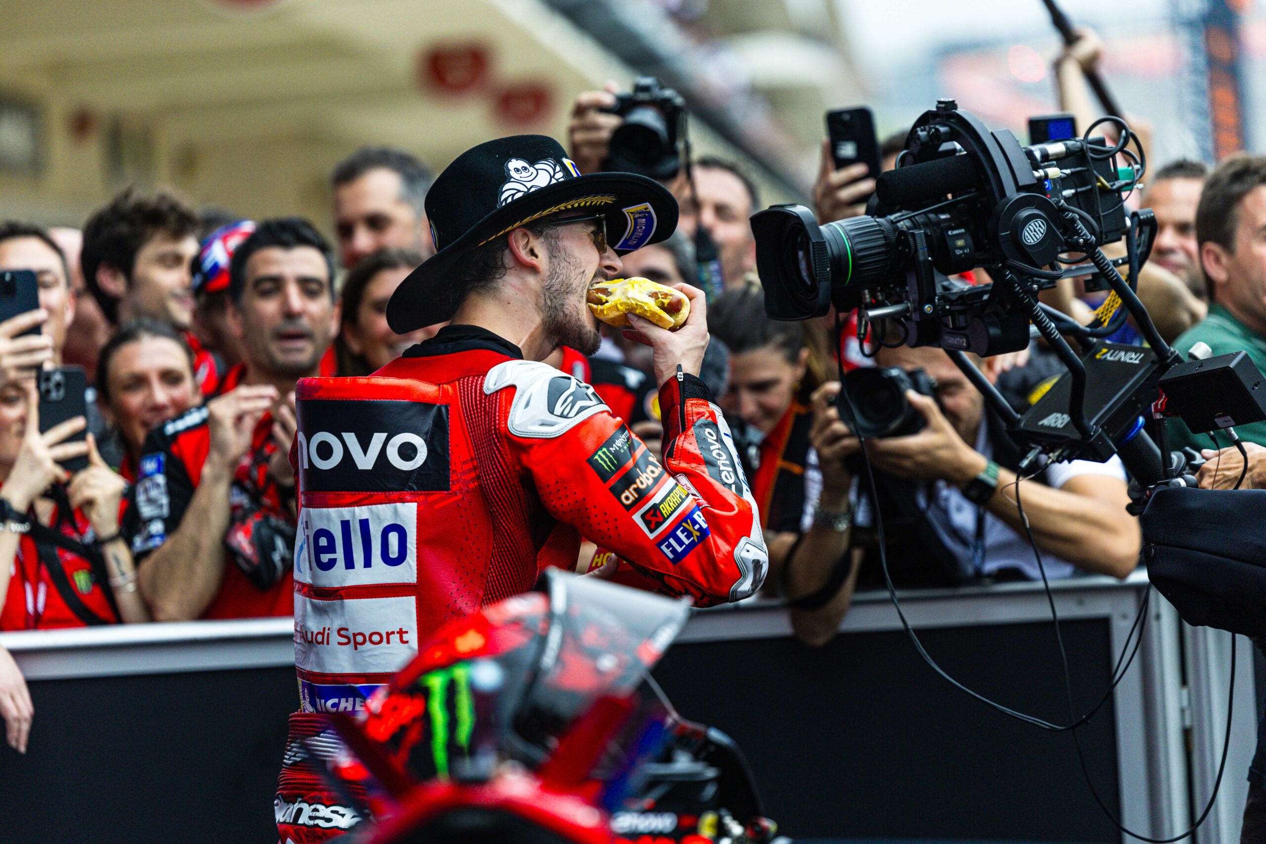 Bagnaia lamenta críticas de ex-pilotos após primeiras etapas e rebate: “Vitória é para eles”