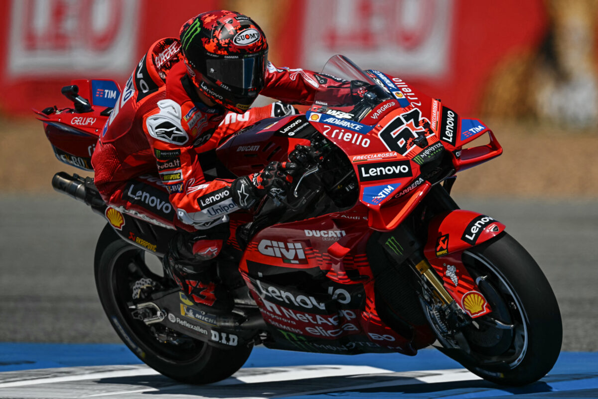 Bagnaia dice que Márquez «paseó» durante el GP de Tailandia: «Tenía más ritmo»