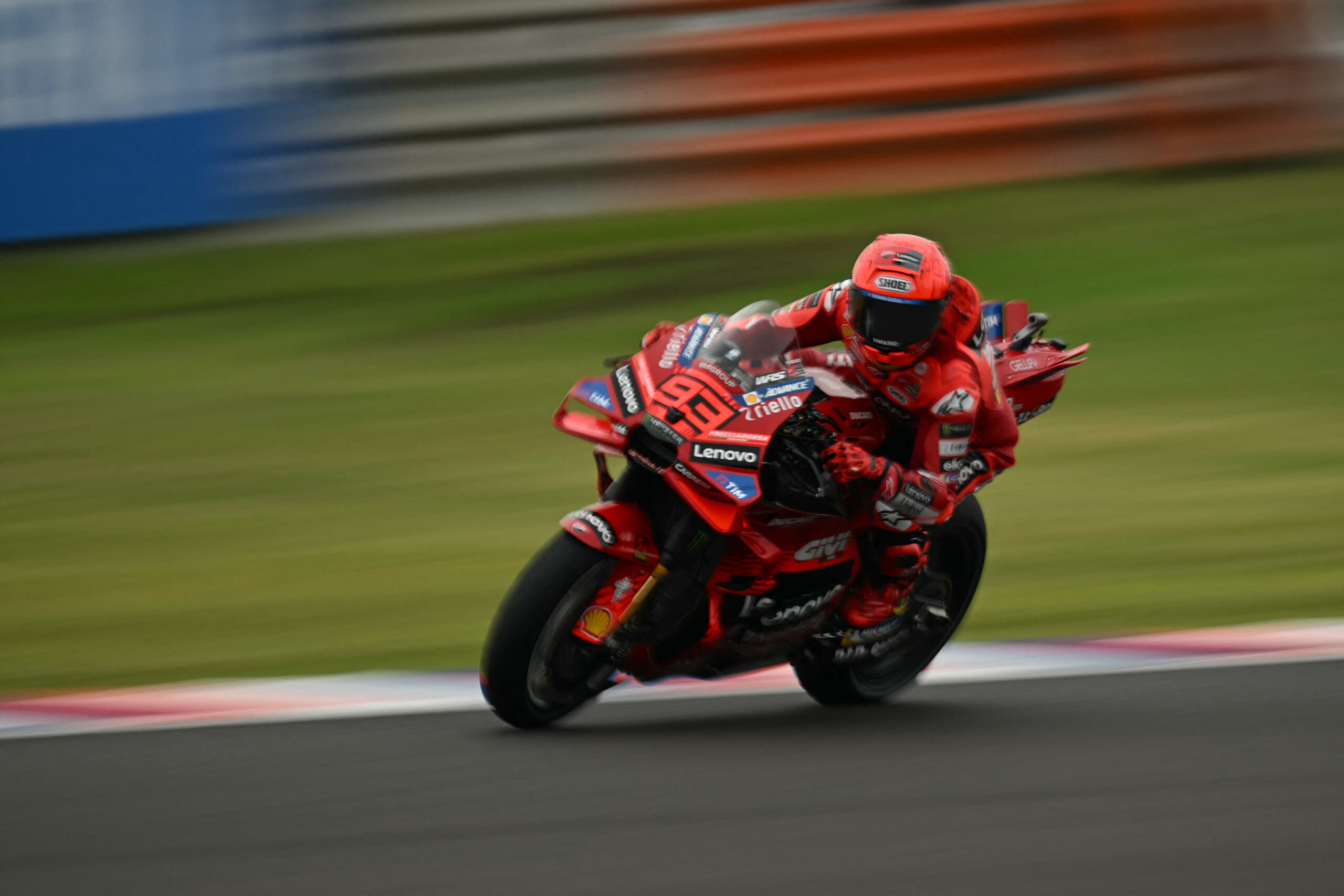 Marc Márquez quebra recorde e crava pole da MotoGP na Argentina. Bagnaia é apenas 4º