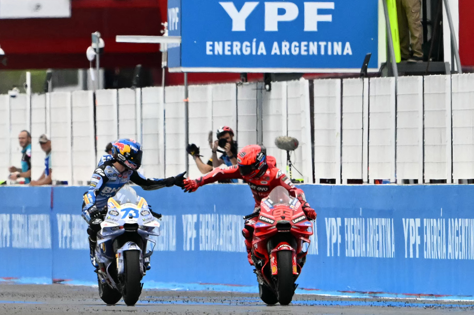 Álex Márquez diz que “ir ao limite talvez não seja suficiente” para vencer Marc em Aragão