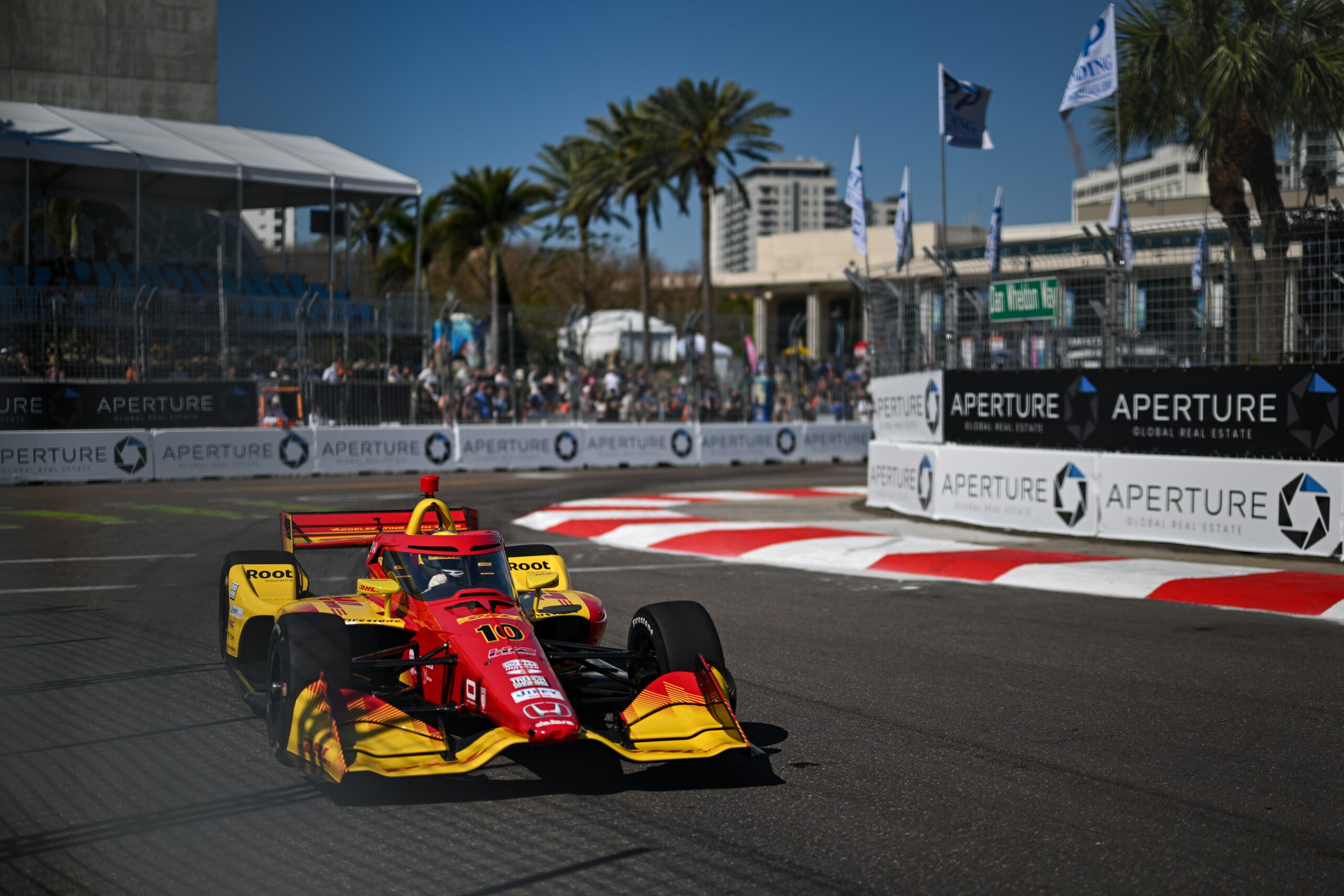 Palou abre Indy 2025 com 10 pontos sobre Dixon em St. Pete. Confira classificação