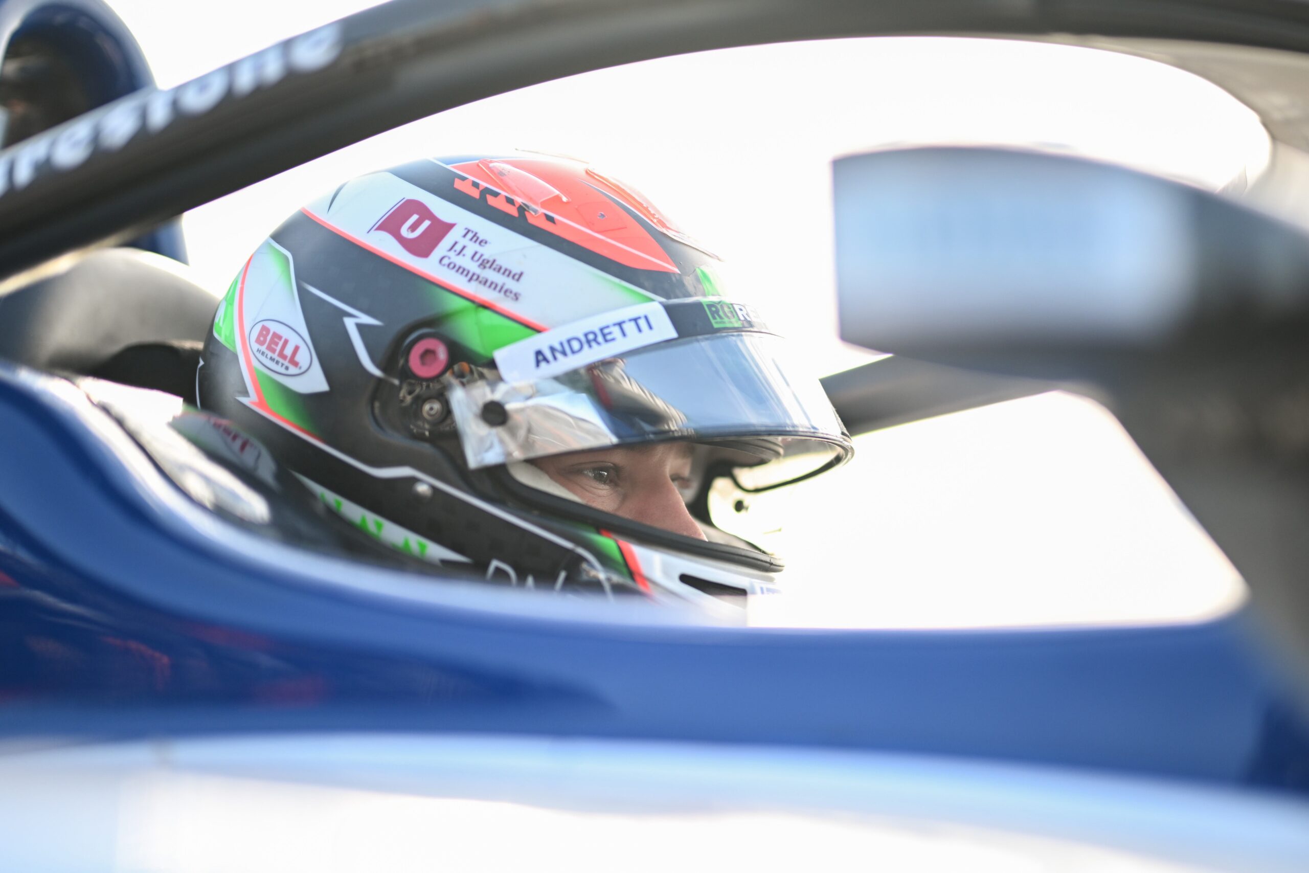 Hauger puxa 1-2 da Andretti e leva pole da Indy NXT em St. Pete. Collet é 3º