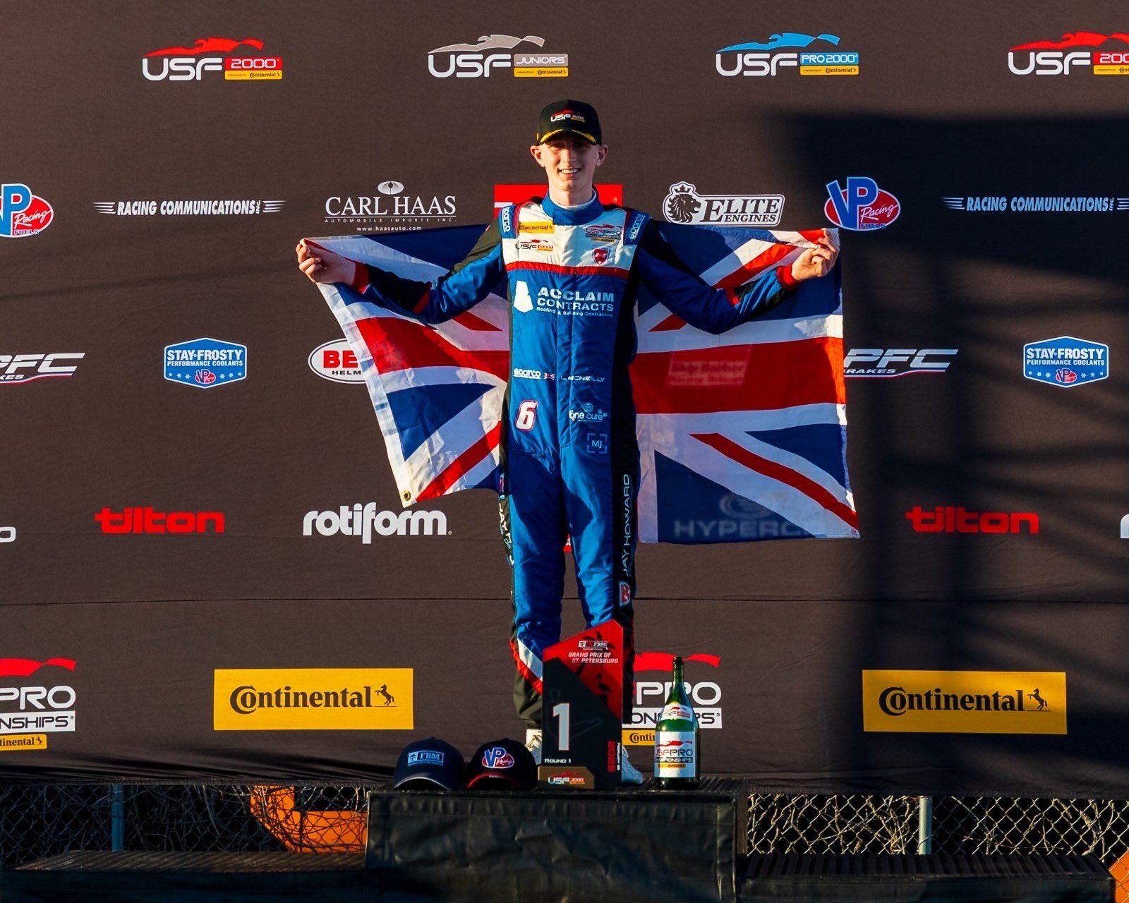 McNeilly domina e varre rodada dupla da USF2000 em St. Pete. Fecury é 7º