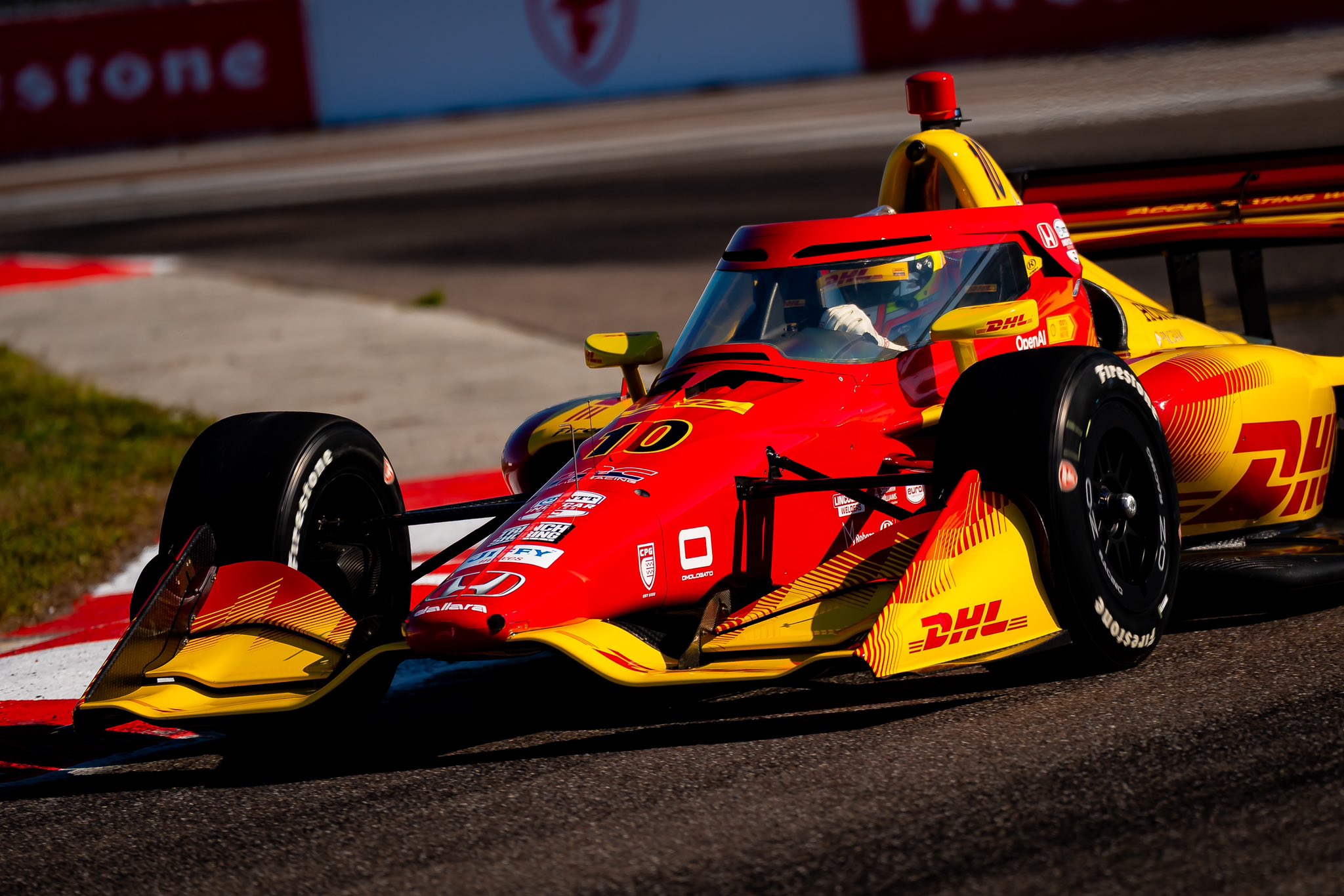 Palou lidera 1-2 de Ganassi y gana la fecha inaugural de Indy 2025 en St. Petersburg
