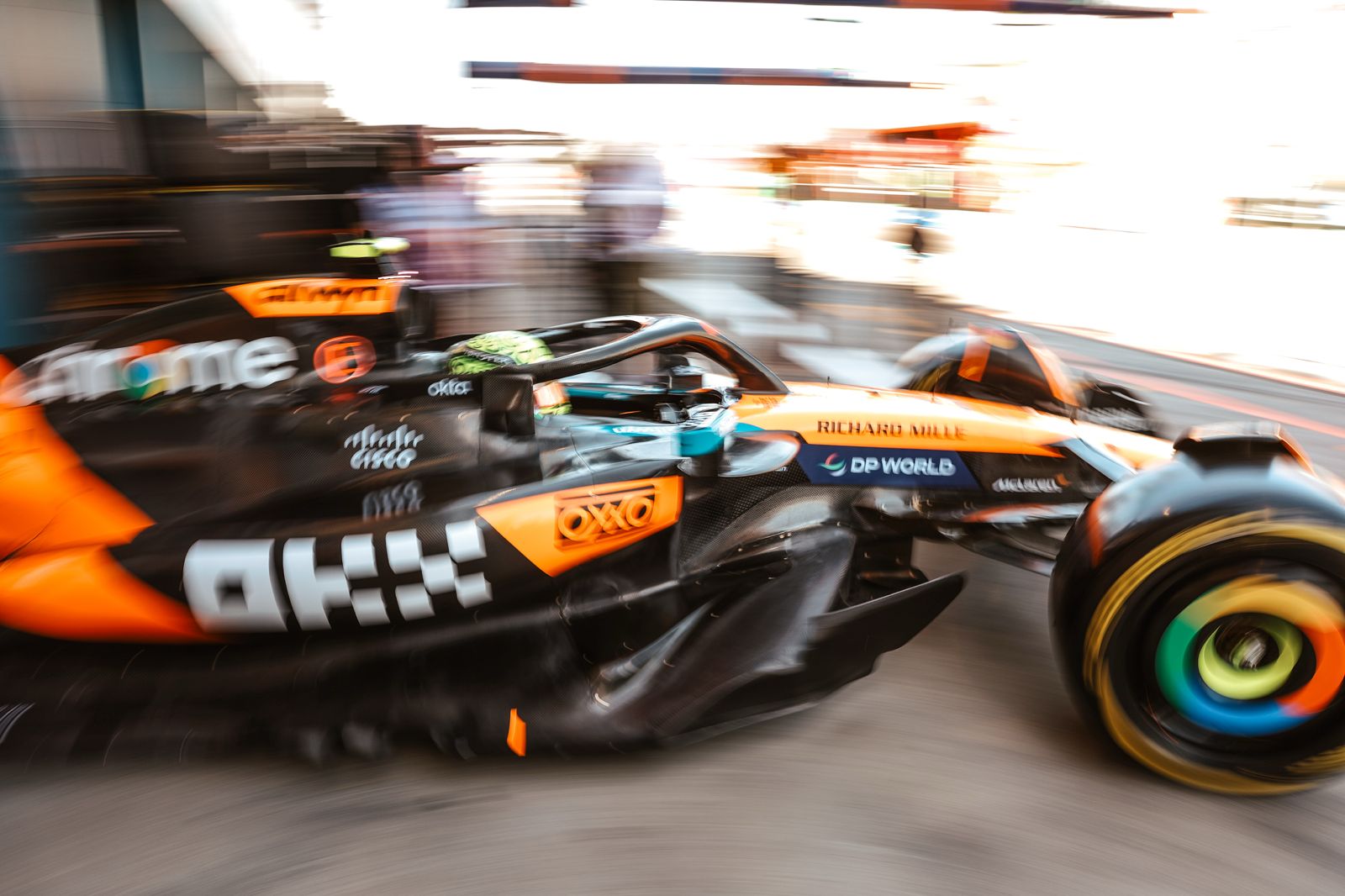 Norris ve un día «más o menos» en Australia y dice que aún no está «contento» con el coche