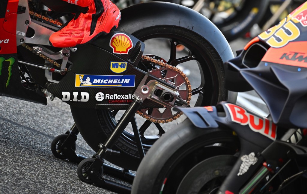 Michelin pone la incorporación de categorías como obstáculo para seguir en MotoGP