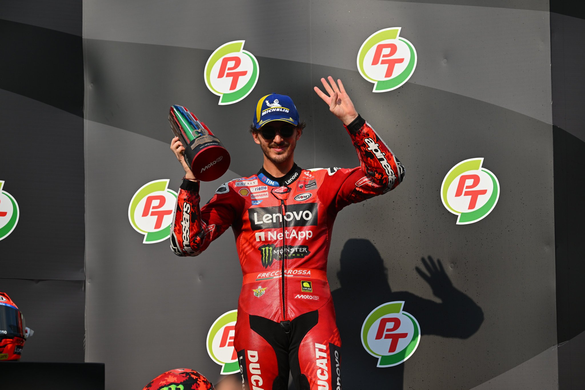 Bagnaia diz que Marc Márquez “brincou” durante GP da Tailândia: “Tinha muito mais”