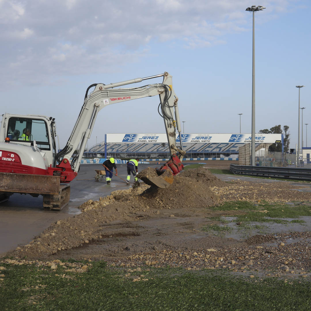 Jerez admite daños por inundación, pero asegura realización del GP de España en abril