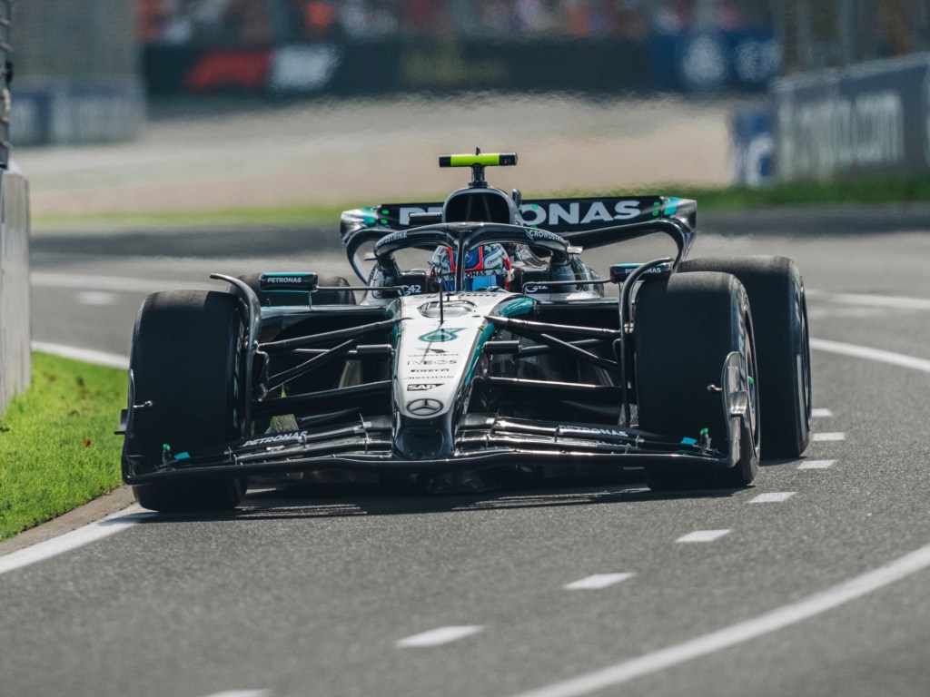 Antonelli lamenta «grandes daños» en el suelo del Mercedes en la clasificación en Australia