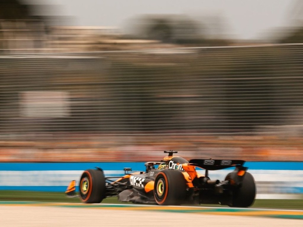Norris comanda 1-2 de McLaren y logra la pole position del GP de Australia