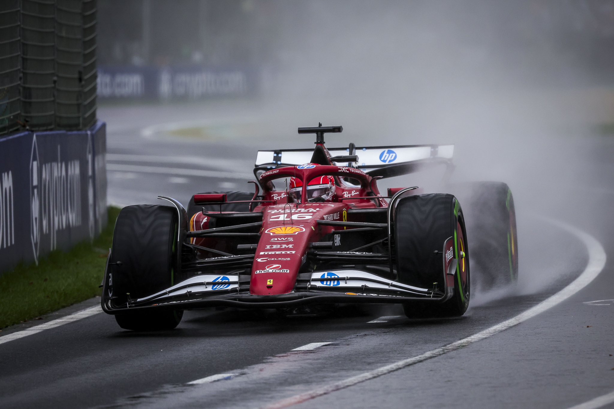 Ferrari busca una solución para el GP de Japón y envía a su director técnico a Maranello