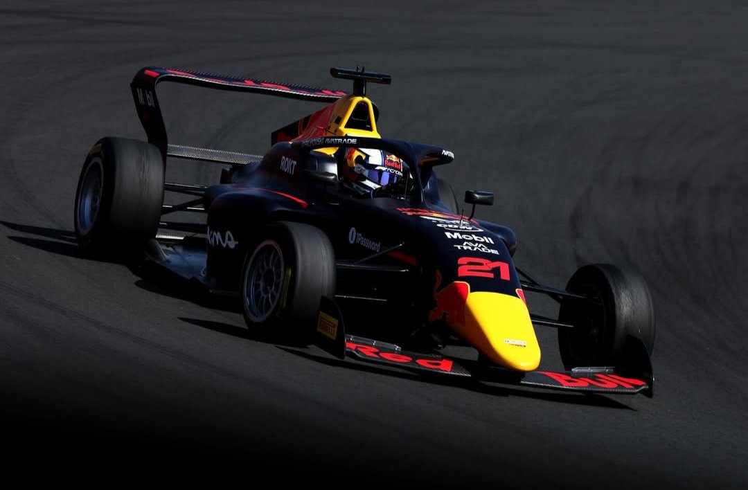 Palmowski comanda 1-2 da Campos e vence corrida 1 da F1 Academy na China. Ferreira é 5ª
