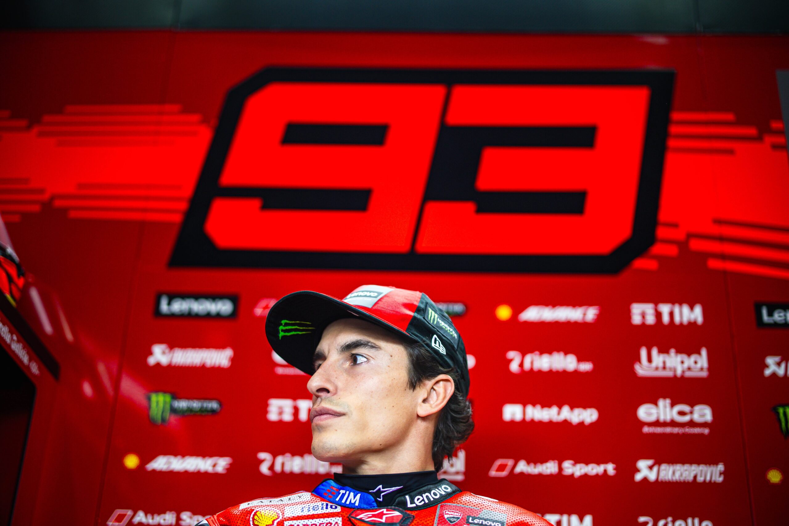 Marc Márquez lança concurso entre fãs com Ducati Multistrada V4 S como prêmio