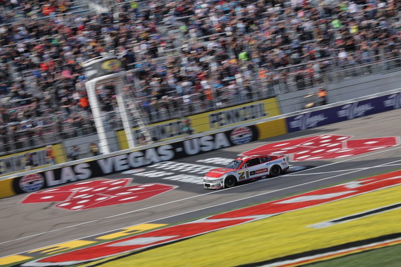 Berry vence 1ª de 2025 em Las Vegas. Confira briga pelos playoffs da Nascar