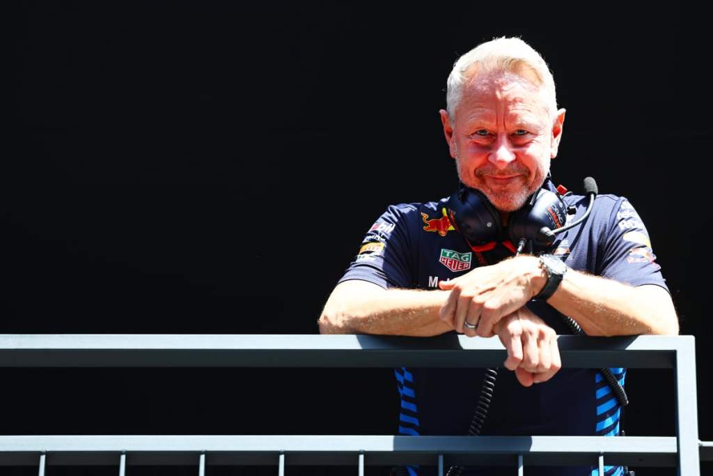 Sauber anuncia debut del nuevo jefe de equipo para el 1 de abril de 2025