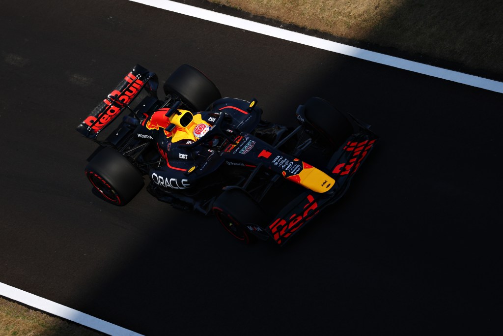 Verstappen bromea y dice que ganará en China si «todos los de delante abandonan la carrera»