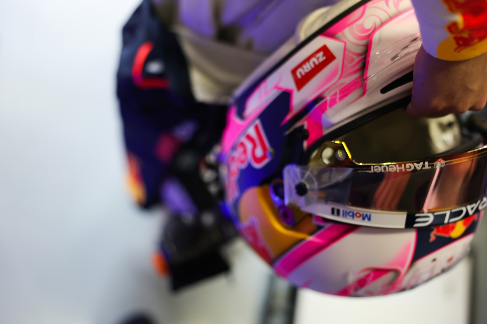 Racing Bulls parabeniza Tsunoda e dá boas-vindas a Lawson: “Sabemos que tem talento”