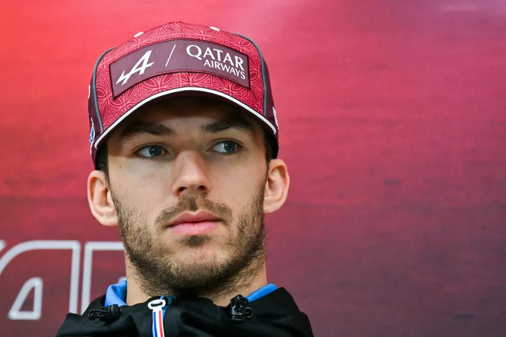 Gasly se «identifica» con Lawson y evalúa cambio en Red Bull: «Difícil juzgar desde fuera»
