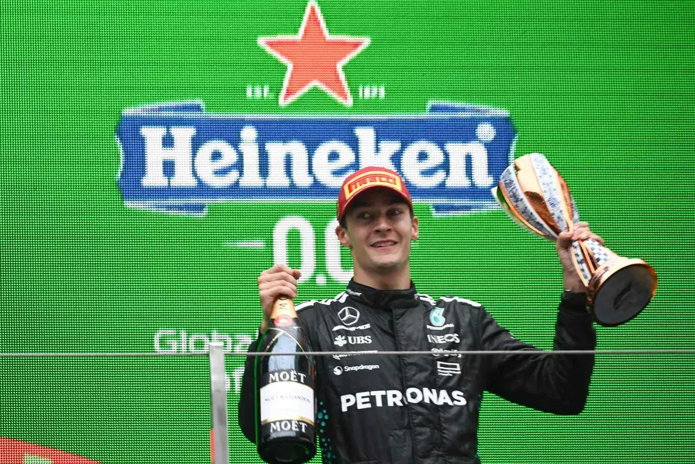 Mercedes hace historia en China y se convierte en el 4° equipo en alcanzar 300 podios en F1