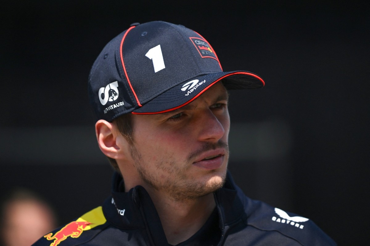 Verstappen volta a defender retorno dos motores V10 à F1: “Muito mais emocionante”