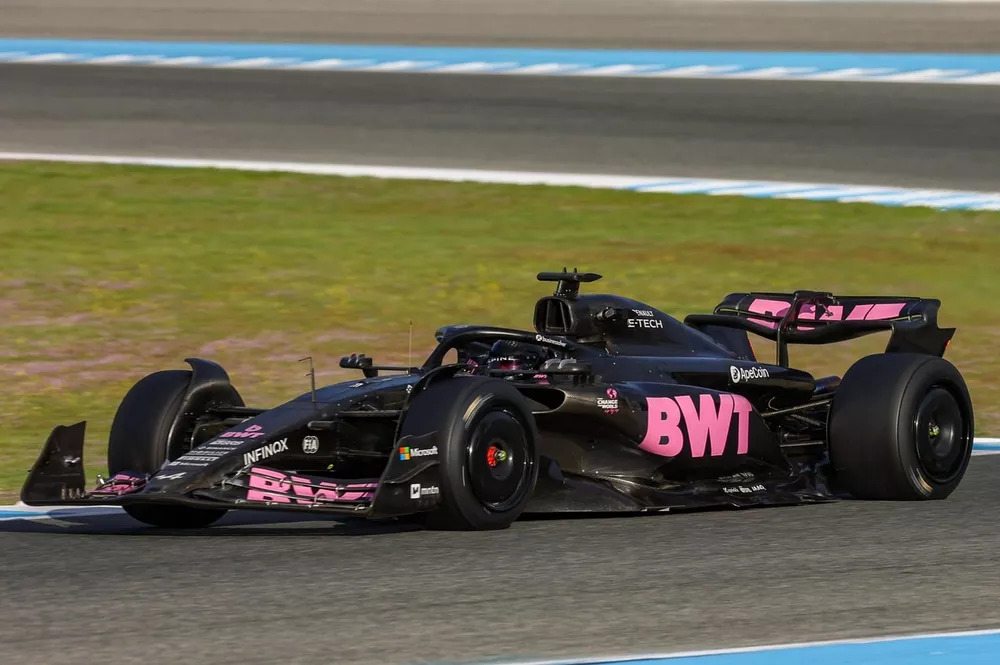 Alpine y Williams salen a pista en Bahrein y prueban los neumáticos de F1 2026