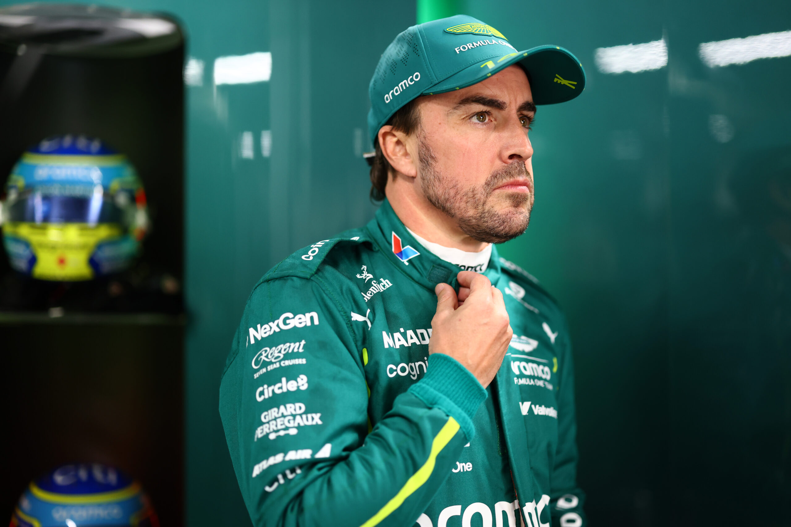Alonso dice que los rumores sobre Verstappen en Aston Martin «demuestran grandeza»